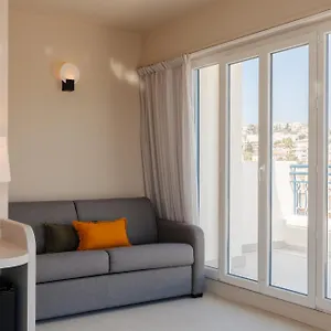 Hotel Yelo Promenade Powered By Sonder, Nicea