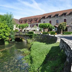 Hotel Logis - De L'ile - 3 Etoiles Et Restaurant ***
